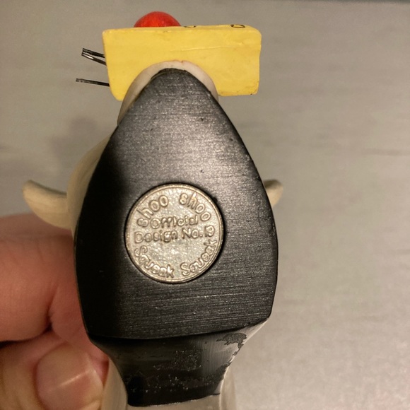 Willow Hall Shoo Shoo Sqeek Sqeek miniature shoe - Picture 5 of 5